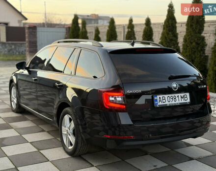 Черный Шкода Октавия, объемом двигателя 1.6 л и пробегом 245 тыс. км за 13888 $, фото 9 на Automoto.ua