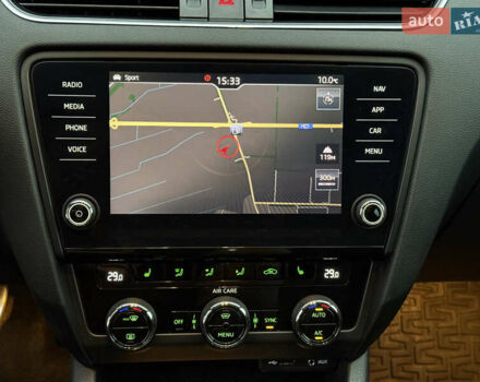 Чорний Шкода Октавія, об'ємом двигуна 2 л та пробігом 220 тис. км за 16999 $, фото 26 на Automoto.ua