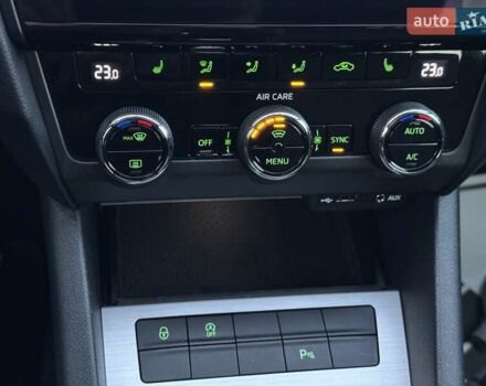 Черный Шкода Октавия, объемом двигателя 2 л и пробегом 241 тыс. км за 16500 $, фото 35 на Automoto.ua