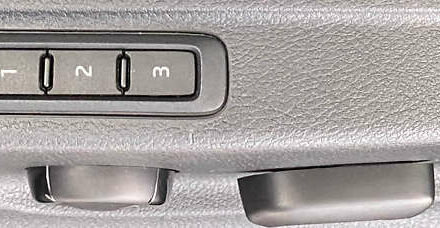 Чорний Шкода Октавія, об'ємом двигуна 1.6 л та пробігом 154 тис. км за 17950 $, фото 8 на Automoto.ua