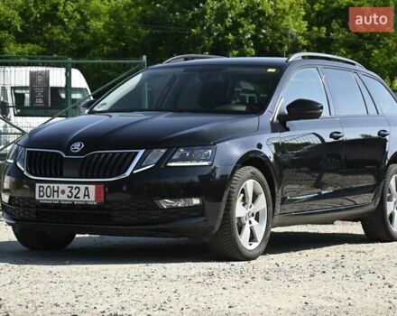 Черный Шкода Октавия, объемом двигателя 0 л и пробегом 256 тыс. км за 13600 $, фото 5 на Automoto.ua