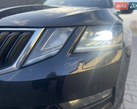 Черный Шкода Октавия, объемом двигателя 1.6 л и пробегом 251 тыс. км за 12400 $, фото 15 на Automoto.ua