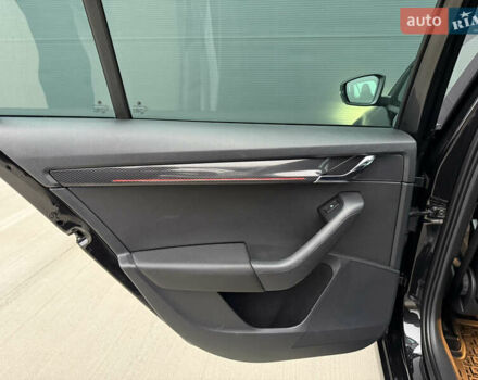 Чорний Шкода Октавія, об'ємом двигуна 2 л та пробігом 220 тис. км за 16999 $, фото 34 на Automoto.ua