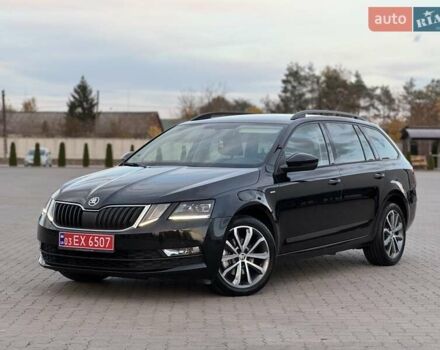 Черный Шкода Октавия, объемом двигателя 2 л и пробегом 241 тыс. км за 16500 $, фото 4 на Automoto.ua