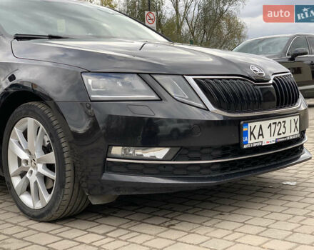 Шкода Октавия 2018 в Бердичеве на Automoto.ua Черный Шкода Октавия, объемом двигателя 2 л и пробегом 232 тыс. км за 16999 $, фото 7 на Automoto.ua