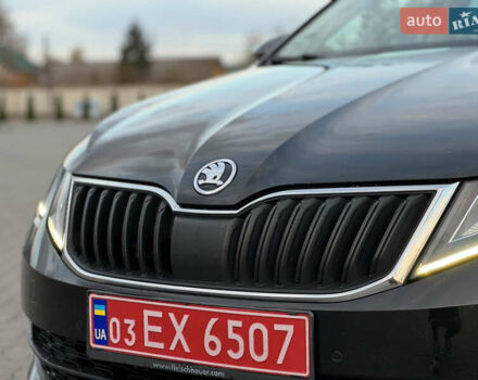 Черный Шкода Октавия, объемом двигателя 2 л и пробегом 241 тыс. км за 15850 $, фото 6 на Automoto.ua
