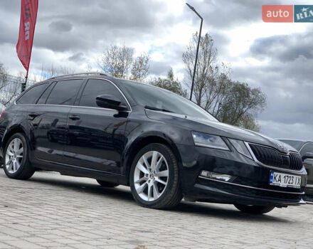Шкода Октавия 2018 в Бердичеве на Automoto.ua Черный Шкода Октавия, объемом двигателя 2 л и пробегом 232 тыс. км за 16999 $, фото 5 на Automoto.ua