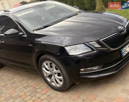 Черный Шкода Октавия, объемом двигателя 1.97 л и пробегом 247 тыс. км за 17500 $, фото 1 на Automoto.ua