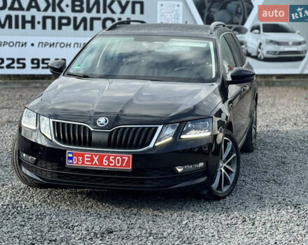 Черный Шкода Октавия, объемом двигателя 2 л и пробегом 240 тыс. км за 15900 $, фото 1 на Automoto.ua