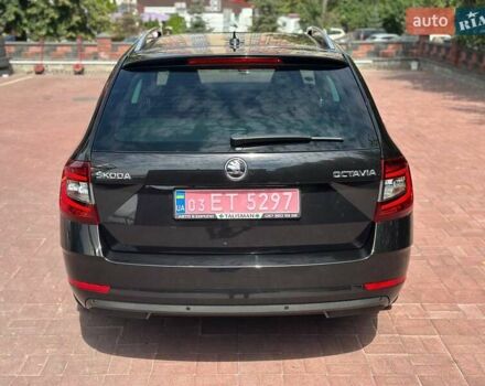 Шкода Октавия 2018 в Ровно на Automoto.ua Черный Шкода Октавия, объемом двигателя 2 л и пробегом 214 тыс. км за 18500 $, фото 10 на Automoto.ua