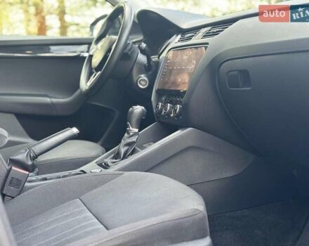 Черный Шкода Октавия, объемом двигателя 1.97 л и пробегом 212 тыс. км за 16899 $, фото 18 на Automoto.ua