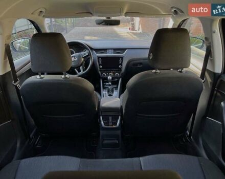 Черный Шкода Октавия, объемом двигателя 1.6 л и пробегом 281 тыс. км за 13700 $, фото 13 на Automoto.ua