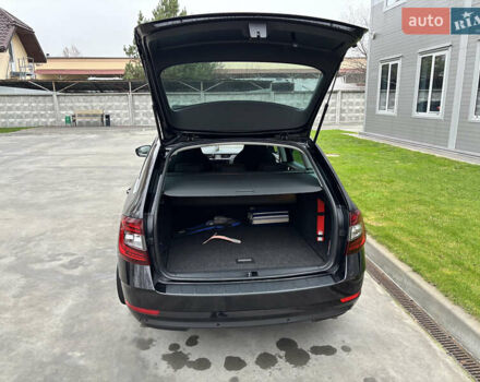 Черный Шкода Октавия, объемом двигателя 1.97 л и пробегом 255 тыс. км за 16200 $, фото 23 на Automoto.ua