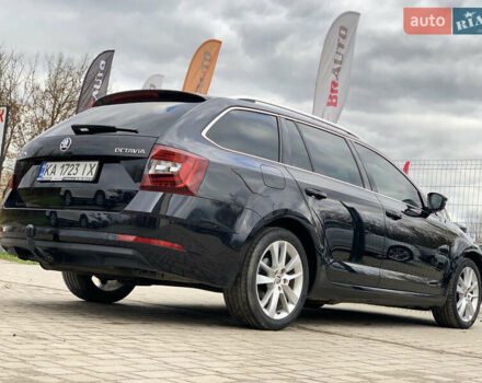 Шкода Октавия 2018 в Бердичеве на Automoto.ua Черный Шкода Октавия, объемом двигателя 2 л и пробегом 232 тыс. км за 16999 $, фото 13 на Automoto.ua