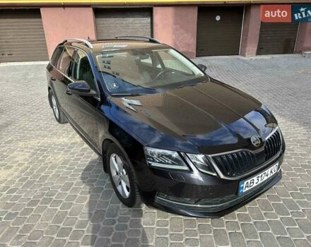 Черный Шкода Октавия, объемом двигателя 1.6 л и пробегом 281 тыс. км за 13700 $, фото 9 на Automoto.ua
