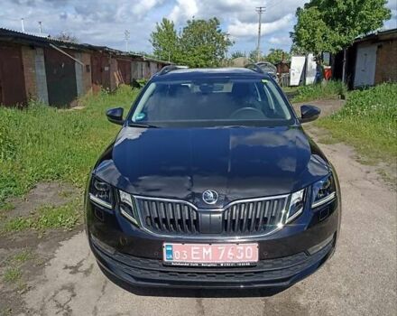 Черный Шкода Октавия, объемом двигателя 0 л и пробегом 256 тыс. км за 13600 $, фото 1 на Automoto.ua