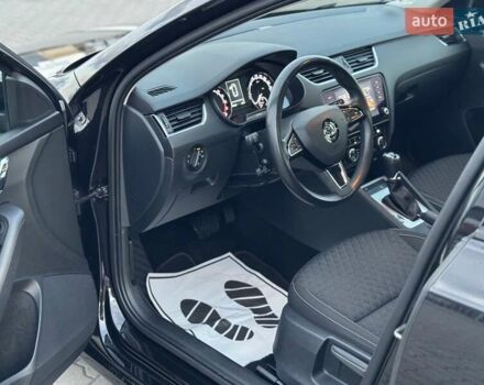 Черный Шкода Октавия, объемом двигателя 2 л и пробегом 241 тыс. км за 16500 $, фото 20 на Automoto.ua