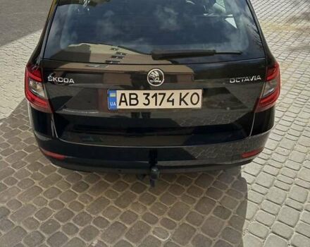 Черный Шкода Октавия, объемом двигателя 1.6 л и пробегом 281 тыс. км за 13700 $, фото 8 на Automoto.ua