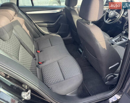Черный Шкода Октавия, объемом двигателя 2 л и пробегом 240 тыс. км за 15900 $, фото 45 на Automoto.ua