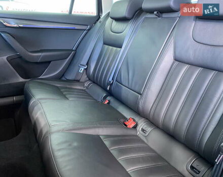 Чорний Шкода Октавія, об'ємом двигуна 1.6 л та пробігом 154 тис. км за 17950 $, фото 26 на Automoto.ua