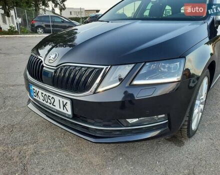 Чорний Шкода Октавія, об'ємом двигуна 1.6 л та пробігом 192 тис. км за 17800 $, фото 27 на Automoto.ua