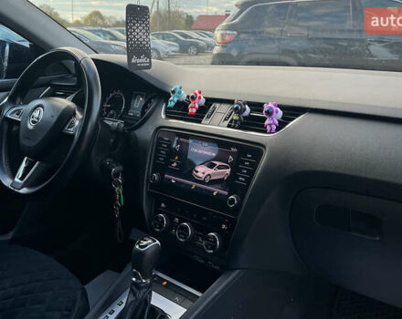 Чорний Шкода Октавія, об'ємом двигуна 1.97 л та пробігом 255 тис. км за 13900 $, фото 17 на Automoto.ua
