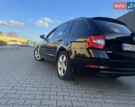 Черный Шкода Октавия, объемом двигателя 1.6 л и пробегом 251 тыс. км за 12400 $, фото 8 на Automoto.ua