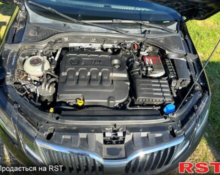 Чорний Шкода Октавія, об'ємом двигуна 2 л та пробігом 277 тис. км за 14999 $, фото 3 на Automoto.ua