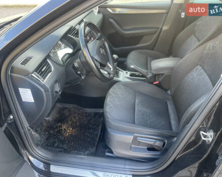 Черный Шкода Октавия, объемом двигателя 1.6 л и пробегом 251 тыс. км за 12400 $, фото 21 на Automoto.ua