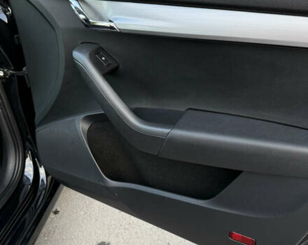 Черный Шкода Октавия, объемом двигателя 1.6 л и пробегом 218 тыс. км за 14000 $, фото 21 на Automoto.ua