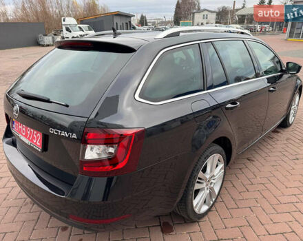 Черный Шкода Октавия, объемом двигателя 2 л и пробегом 216 тыс. км за 17800 $, фото 4 на Automoto.ua