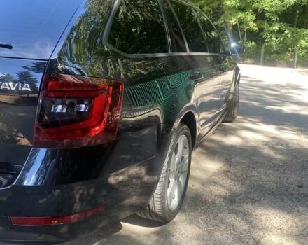 Чорний Шкода Октавія, об'ємом двигуна 1.6 л та пробігом 207 тис. км за 15700 $, фото 4 на Automoto.ua