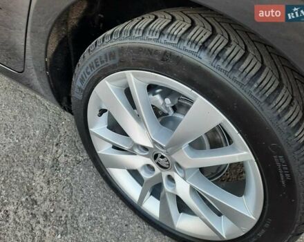 Чорний Шкода Октавія, об'ємом двигуна 1.6 л та пробігом 192 тис. км за 17800 $, фото 98 на Automoto.ua