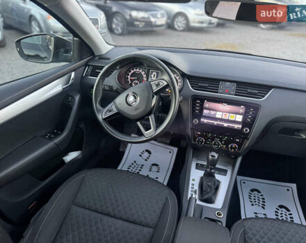 Черный Шкода Октавия, объемом двигателя 2 л и пробегом 240 тыс. км за 15900 $, фото 65 на Automoto.ua