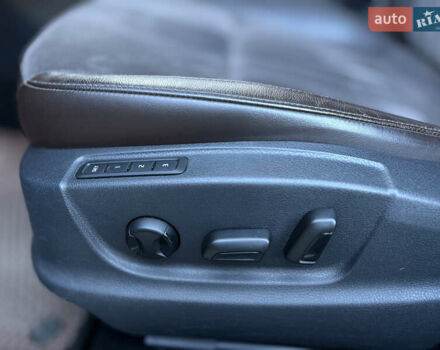 Черный Шкода Октавия, объемом двигателя 1.97 л и пробегом 247 тыс. км за 17500 $, фото 18 на Automoto.ua