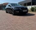 Черный Шкода Октавия, объемом двигателя 1.6 л и пробегом 203 тыс. км за 15000 $, фото 5 на Automoto.ua