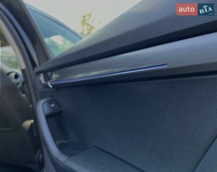 Черный Шкода Октавия, объемом двигателя 1.6 л и пробегом 281 тыс. км за 13700 $, фото 12 на Automoto.ua