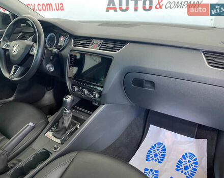 Чорний Шкода Октавія, об'ємом двигуна 1.6 л та пробігом 154 тис. км за 17950 $, фото 20 на Automoto.ua