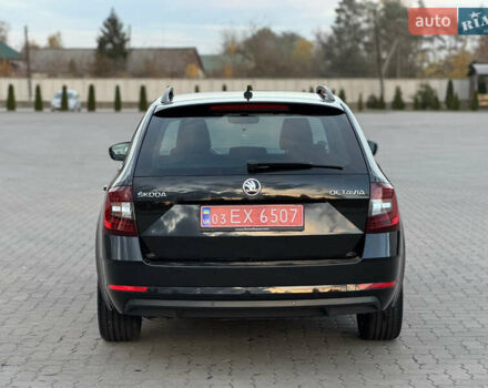 Черный Шкода Октавия, объемом двигателя 2 л и пробегом 241 тыс. км за 15850 $, фото 15 на Automoto.ua