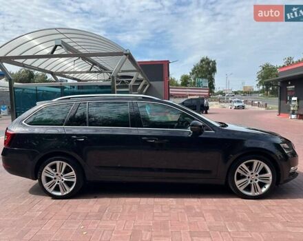 Шкода Октавия 2018 в Ровно на Automoto.ua Черный Шкода Октавия, объемом двигателя 2 л и пробегом 214 тыс. км за 18500 $, фото 6 на Automoto.ua