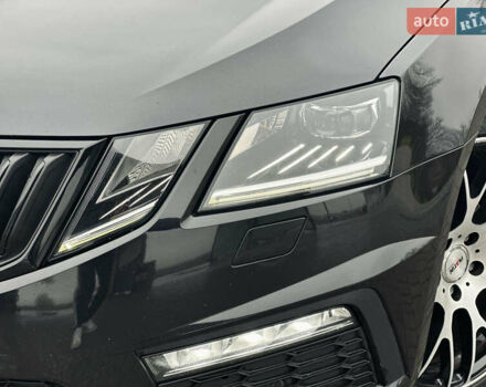 Черный Шкода Октавия, объемом двигателя 2 л и пробегом 288 тыс. км за 17200 $, фото 13 на Automoto.ua