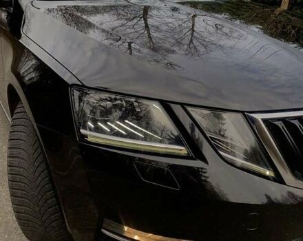 Черный Шкода Октавия, объемом двигателя 1.6 л и пробегом 281 тыс. км за 13700 $, фото 10 на Automoto.ua