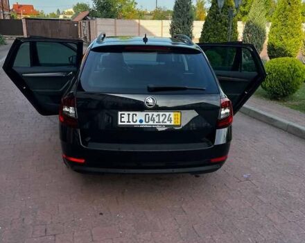 Черный Шкода Октавия, объемом двигателя 1.97 л и пробегом 212 тыс. км за 16199 $, фото 41 на Automoto.ua