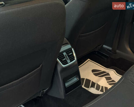 Черный Шкода Октавия, объемом двигателя 2 л и пробегом 241 тыс. км за 15850 $, фото 25 на Automoto.ua