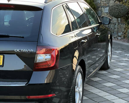 Черный Шкода Октавия, объемом двигателя 2 л и пробегом 175 тыс. км за 16500 $, фото 18 на Automoto.ua