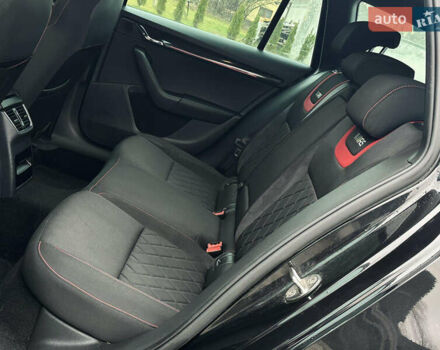Черный Шкода Октавия, объемом двигателя 2 л и пробегом 288 тыс. км за 17200 $, фото 46 на Automoto.ua