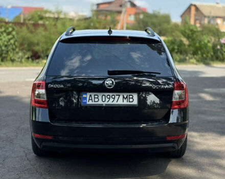 Черный Шкода Октавия, объемом двигателя 1.6 л и пробегом 217 тыс. км за 12500 $, фото 4 на Automoto.ua