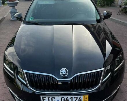 Черный Шкода Октавия, объемом двигателя 1.97 л и пробегом 212 тыс. км за 16199 $, фото 1 на Automoto.ua