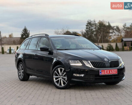Черный Шкода Октавия, объемом двигателя 2 л и пробегом 241 тыс. км за 15850 $, фото 1 на Automoto.ua
