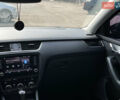 Черный Шкода Октавия, объемом двигателя 1.6 л и пробегом 321 тыс. км за 14100 $, фото 16 на Automoto.ua